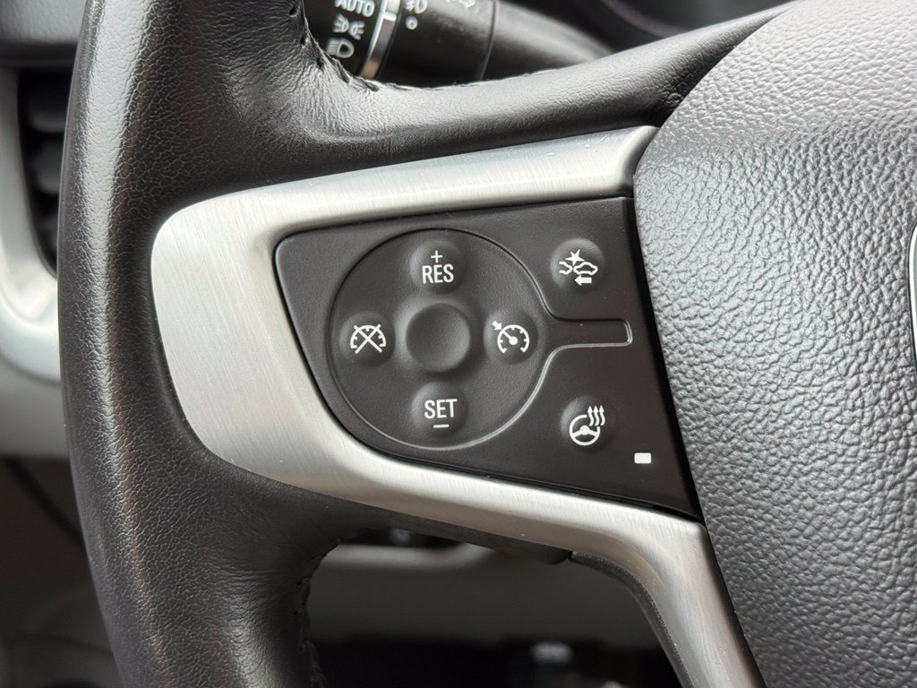 Used 2022 GMC Terrain SLT w/ Infotainment Package II AWD/4WD image 26