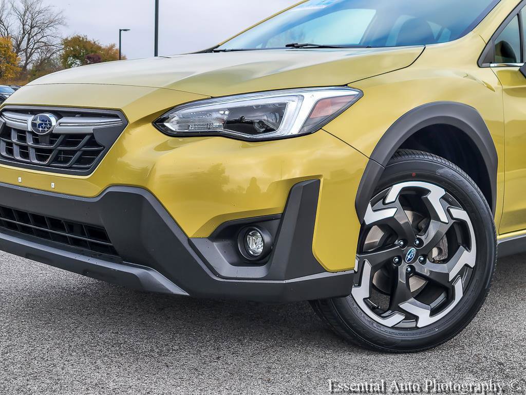 Used 2022 Subaru Crosstrek 2.5i Limited w/ Moonroof Package 1 AWD/4WD image 3