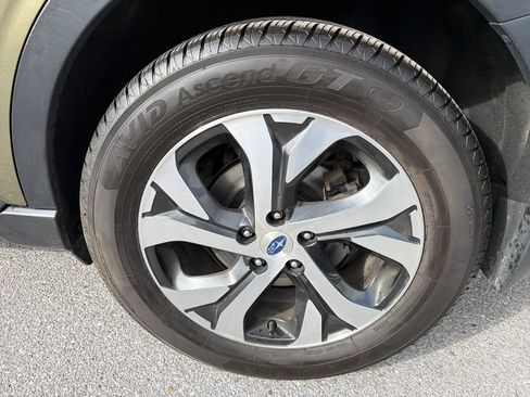 Used 2021 Subaru Outback Limited AWD/4WD image 12