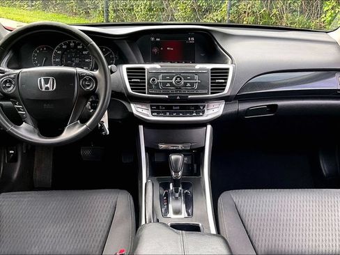 Used 2014 Honda Accord Sport image 21