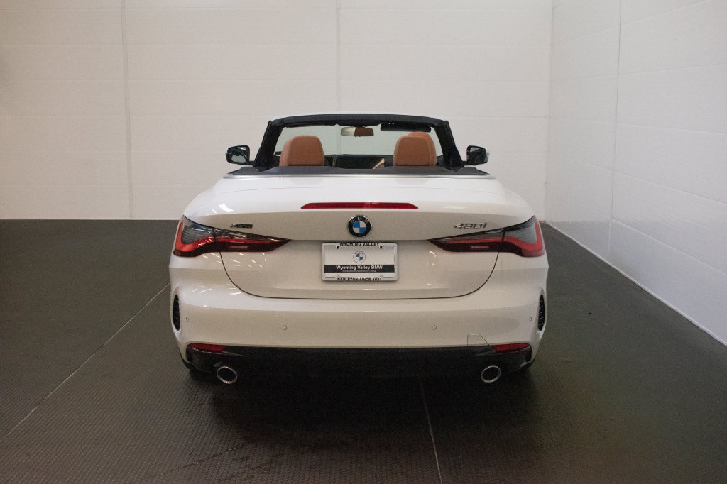 Used 2026 BMW 430i xDrive Convertible w/ Parking Assistance Package AWD/4WD image 5