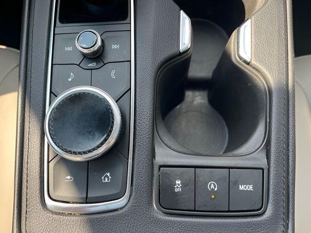 Used 2023 Cadillac XT4 Luxury w/ Cold Weather Package FWD image 30