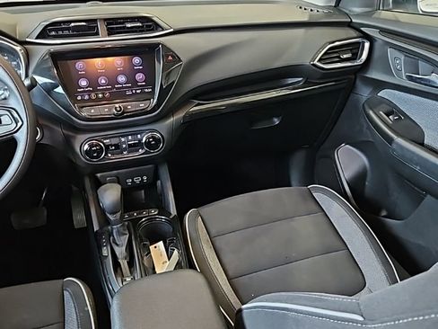 Used 2022 Chevrolet TrailBlazer LT w/ Convenience Package image 22