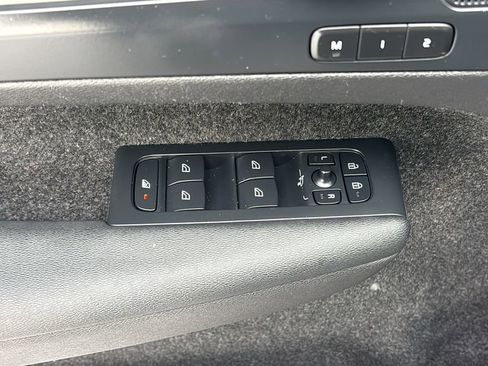 Certified 2023 Volvo XC40 B5 Plus w/ Driver Assist Package image 12