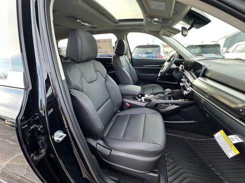 New 2025 Kia Telluride S image 29