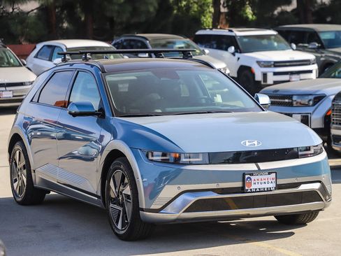 New 2026 Hyundai Ioniq 5 Limited image 3