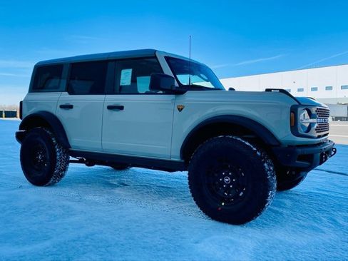 New 2026 Ford Bronco Badlands image 1