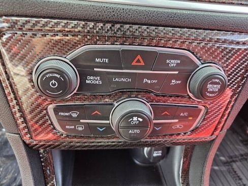 Used 2019 Dodge Charger Scat Pack RWD image 7