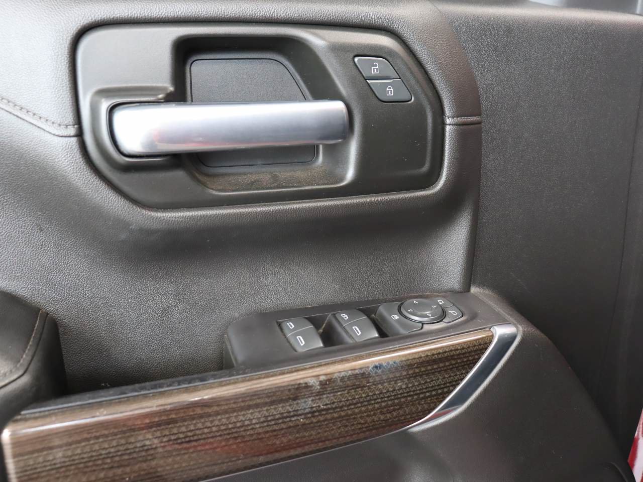 Used 2019 Chevrolet Silverado 1500 RST w/ All-Star Edition AWD/4WD image 14