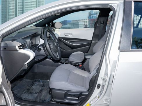 Used 2022 Toyota Corolla SE image 15