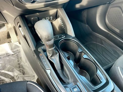 Used 2023 Chevrolet TrailBlazer LT w/ Convenience Package image 16