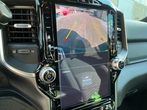 New 2025 RAM 2500 Big Horn AWD/4WD image 27