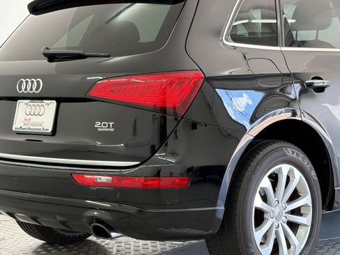 Used 2017 Audi Q5 2.0T Premium AWD/4WD image 28