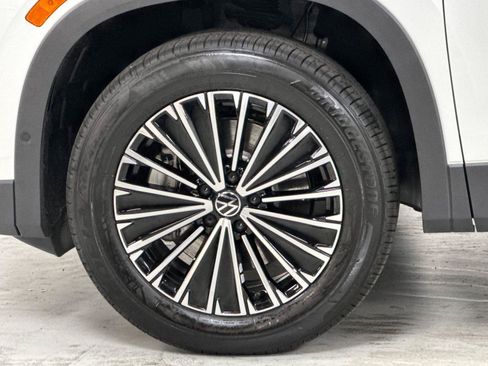 New 2026 Volkswagen Tiguan S AWD/4WD image 24