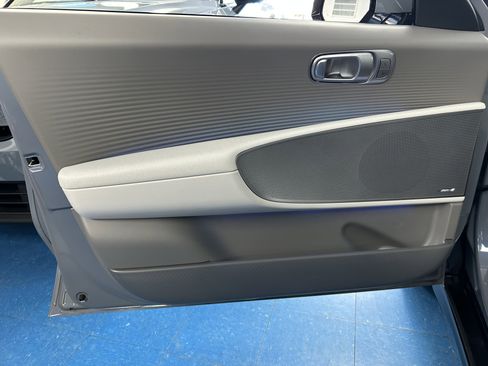 Used 2025 Hyundai Ioniq 6 Limited image 21