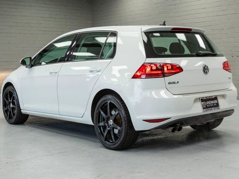 Used 2016 Volkswagen Golf S image 32