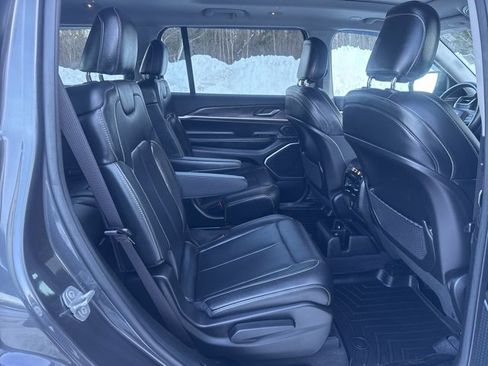 Used 2021 Jeep Grand Cherokee L Limited image 31