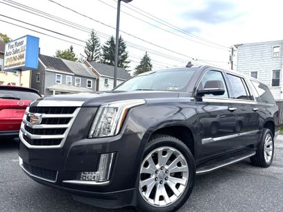 Used 2016 Cadillac Escalade ESV Luxury
