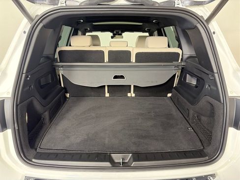 Used 2023 Mercedes-Benz EQB 300 4MATIC image 27