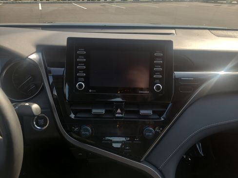 Certified 2023 Toyota Camry SE w/ Cold Weather Package image 19