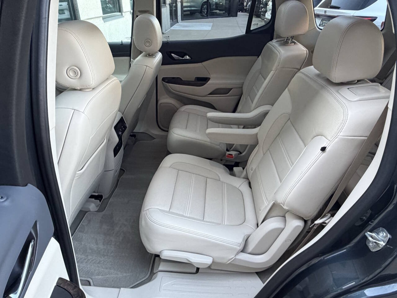 Used 2020 GMC Acadia Denali w/ Trailering Package AWD/4WD image 16
