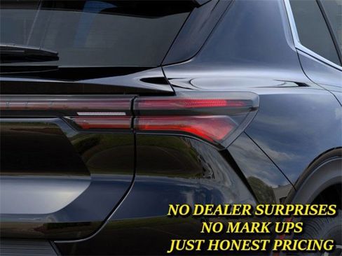 New 2026 Chevrolet Equinox EV LT image 11