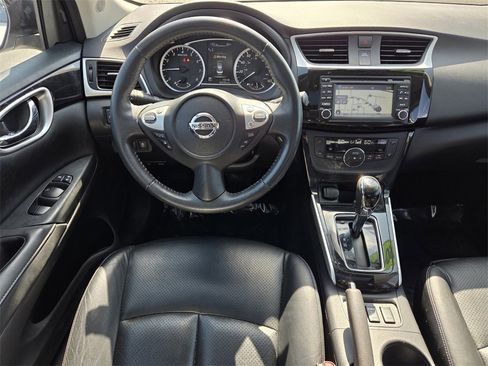 Used 2017 Nissan Sentra SL w/ SL Premium Technology Package image 9