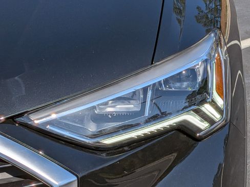 Used 2022 Audi Q3 2.0T Premium Plus image 6