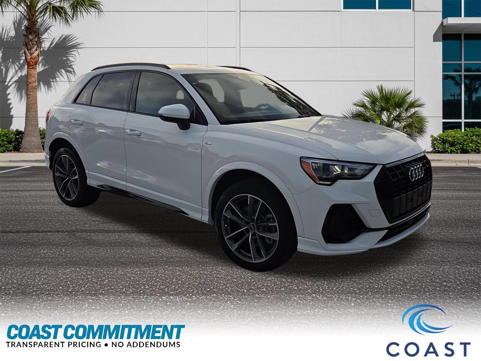 Used 2021 Audi Q3 2.0T Premium w/ Black Optic Sport Package AWD/4WD image 3