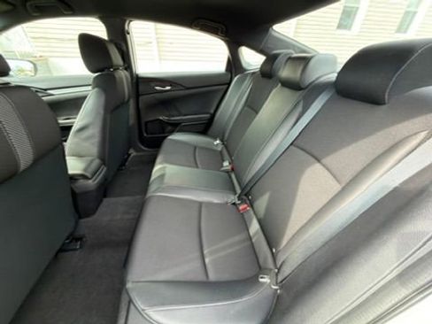 Used 2019 Honda Civic Sport image 25