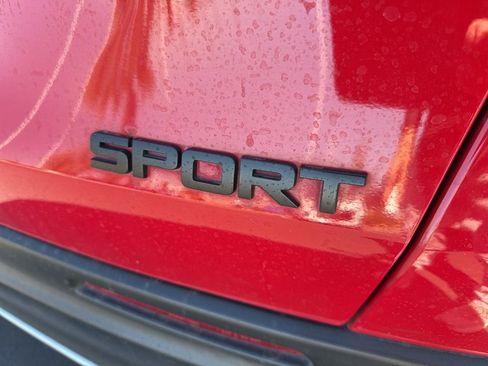 Used 2023 Honda HR-V Sport image 8