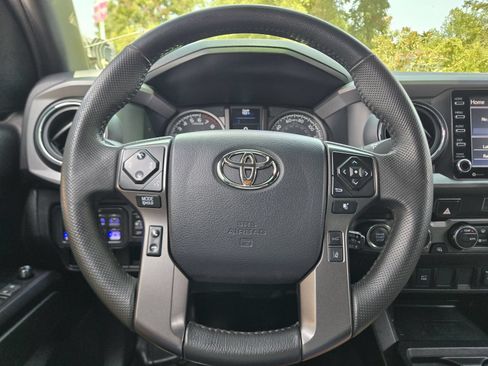 Used 2023 Toyota Tacoma TRD Off-Road AWD/4WD image 28