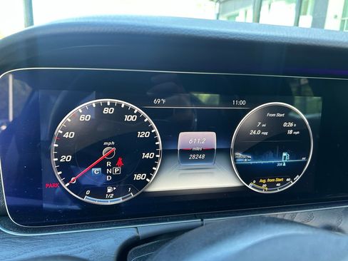 Used 2020 Mercedes-Benz E 350 Sedan image 19