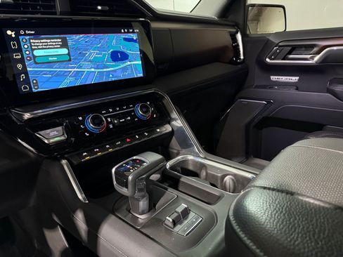 Used 2024 GMC Sierra 1500 Denali w/ Denali Reserve Package image 28