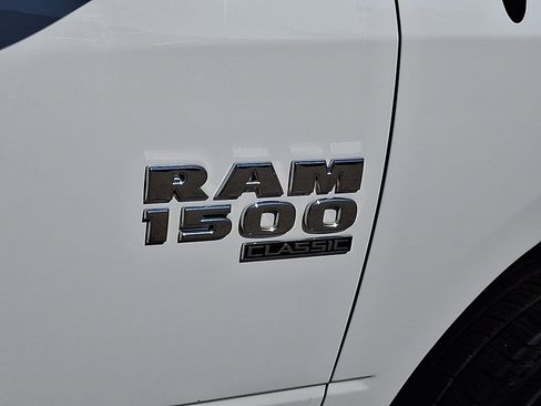 Used 2024 RAM 1500 Classic SLT image 30