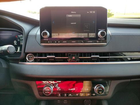 Used 2023 Mitsubishi Outlander ES image 4