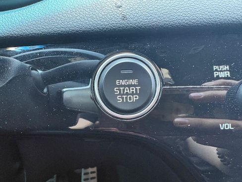 Used 2021 Kia Sportage S w/ S FWD Premium Package image 29