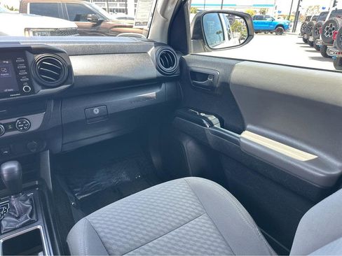 Used 2021 Toyota Tacoma SR RWD image 18