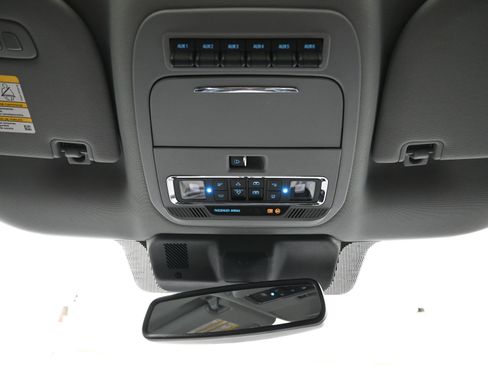 Used 2024 Ford F250 Lariat w/ Sport Appearance Package image 27