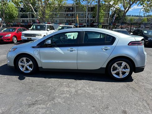 Used 2012 Chevrolet Volt Premium w/ Premium Trim Package FWD image 8