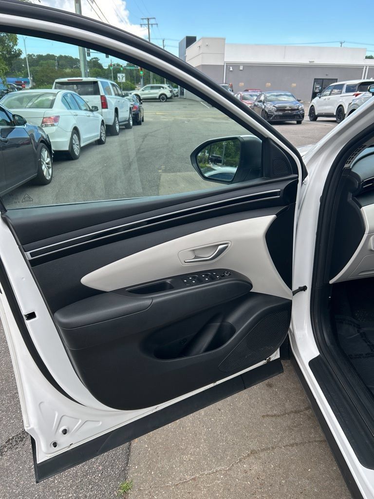Used 2024 Hyundai Tucson SEL FWD image 4