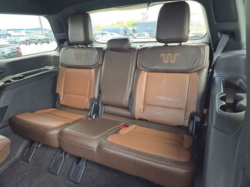 Used 2025 Ford Expedition King Ranch AWD/4WD image 18