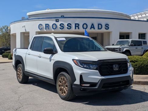 Used 2021 Honda Ridgeline Sport image 1