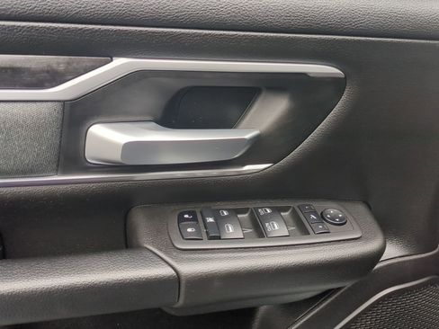Used 2022 RAM 1500 Big Horn AWD/4WD image 12