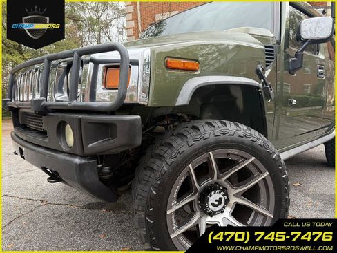 Used 2003 HUMMER H2 w/ Preferred Equipment Group image 2