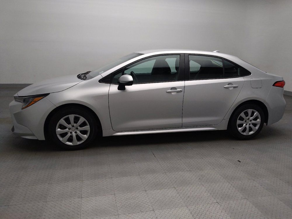 Used 2021 Toyota Corolla LE FWD image 2