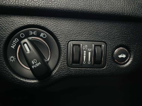 Used 2022 Chrysler 300 S w/ Comfort Group RWD image 42