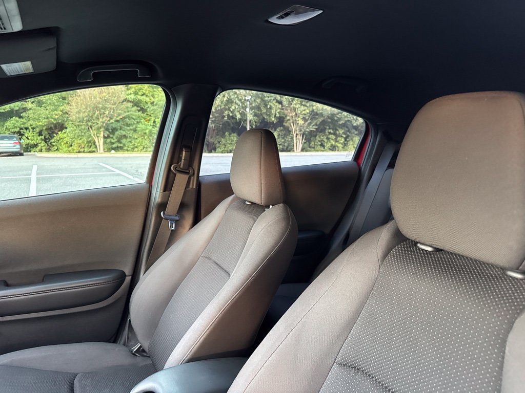 Used 2019 Honda HR-V Sport image 21
