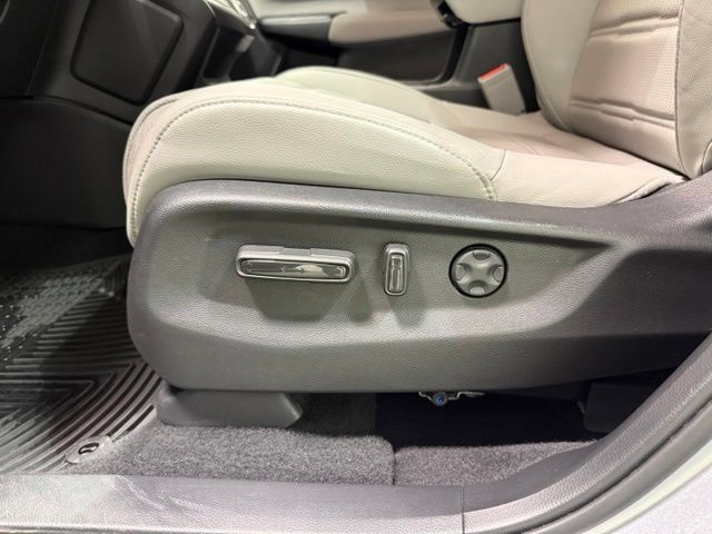 Used 2022 Honda CR-V EX-L image 15