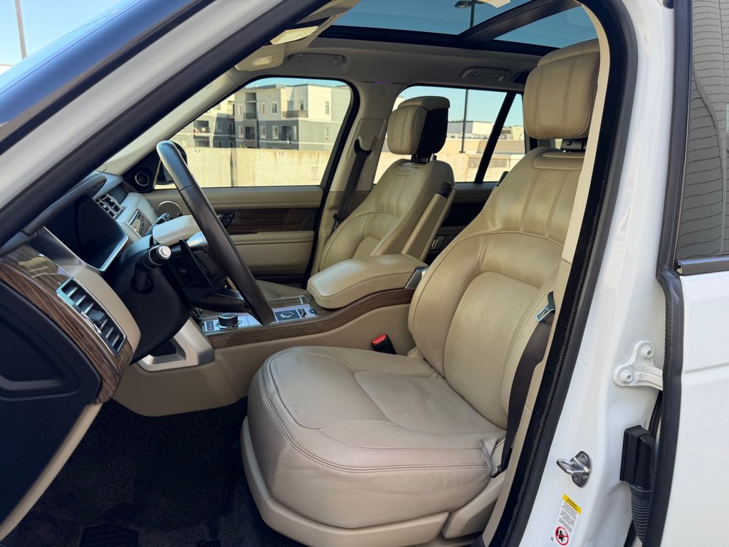 Used 2018 Land Rover Range Rover Supercharged AWD/4WD image 12